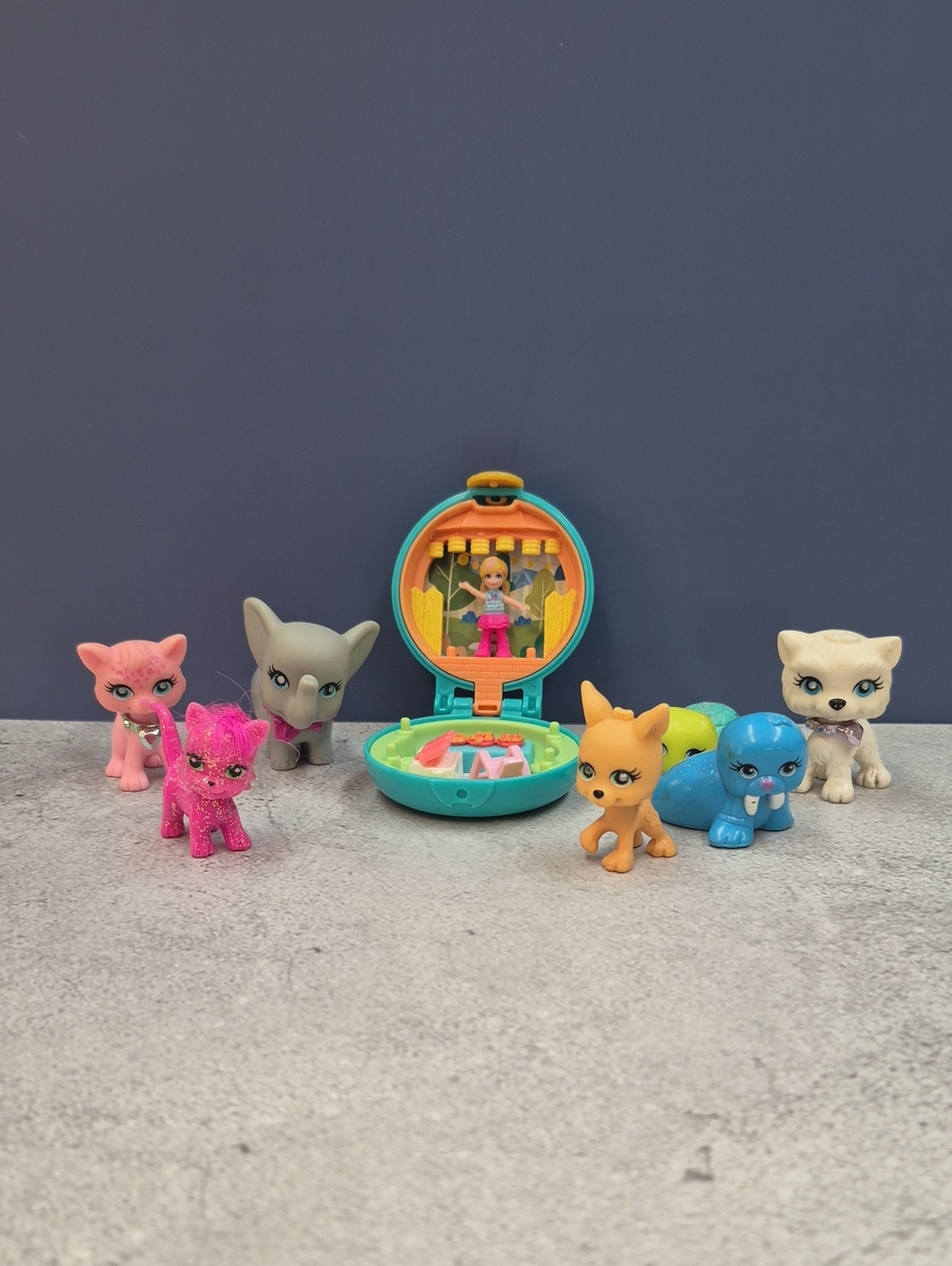Polly Pocket and Pets bundle